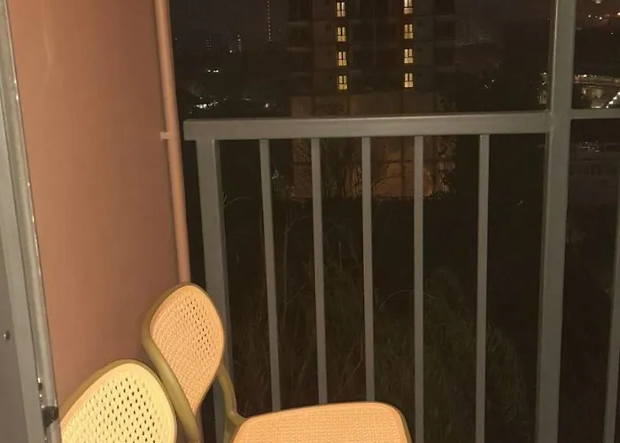 Single Bunk Bed A In Shared Female Near Mrt Bang Pho *